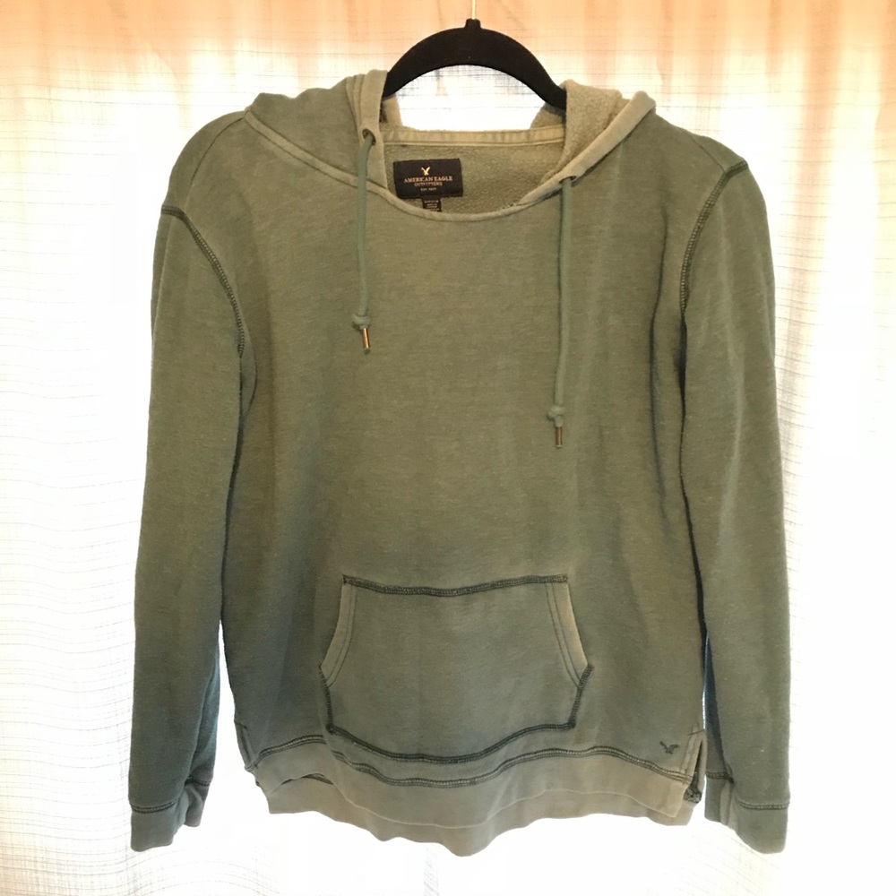 American Eagle sweatshirt